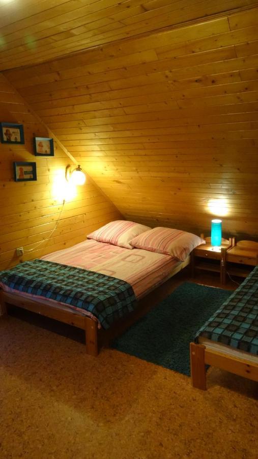 Cztery Pory Roku - Dom Villa Lutowiska Exteriör bild
