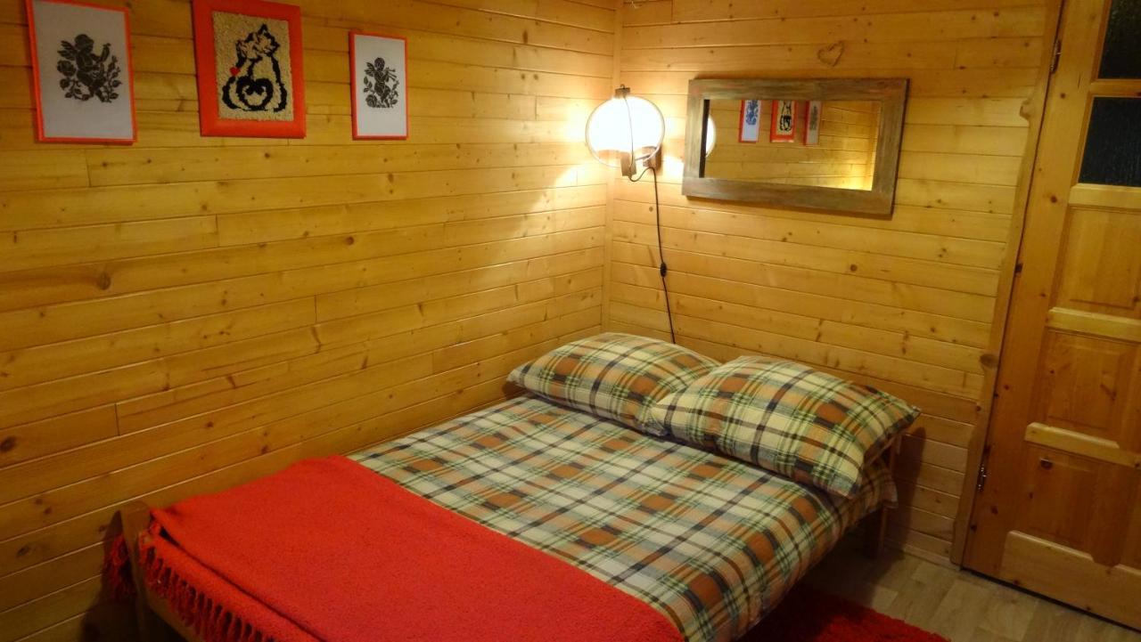 Cztery Pory Roku - Dom Villa Lutowiska Exteriör bild